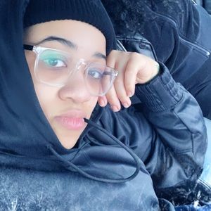 Meet your Posher, Eboni